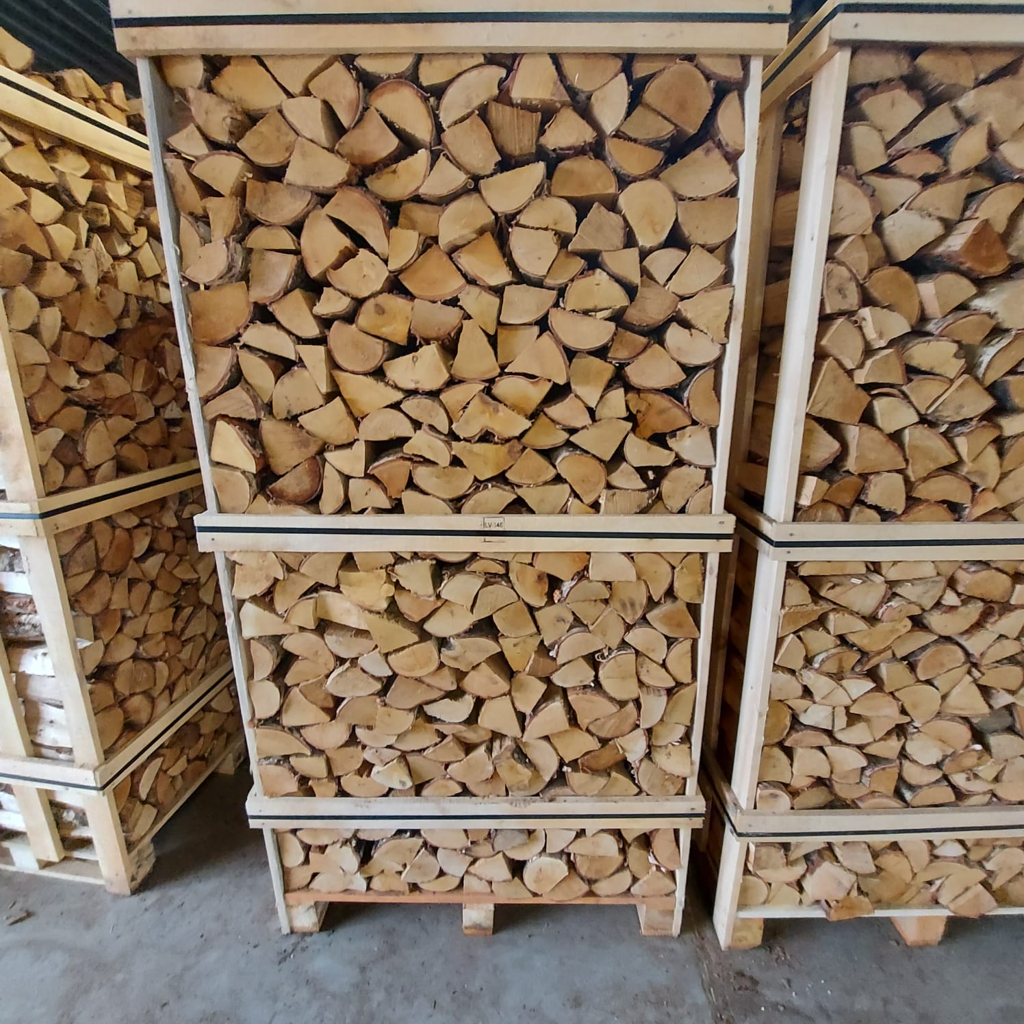 2m³ Kiln-Dried Hardwood Box — LARGE FIREWOOD CRATE — view 5